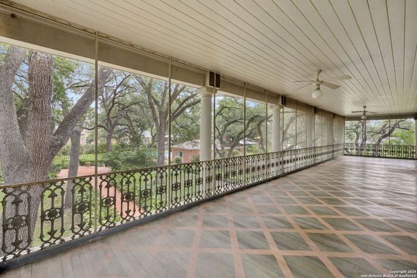 Interior, Sun Room, Wood Texture Flooring