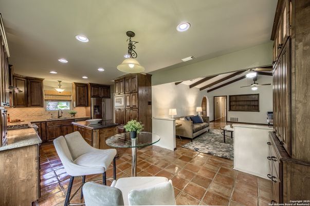 Interior, Kitchen, Living room, Pendant Lights, Recessed Lighting, Wooden Beams