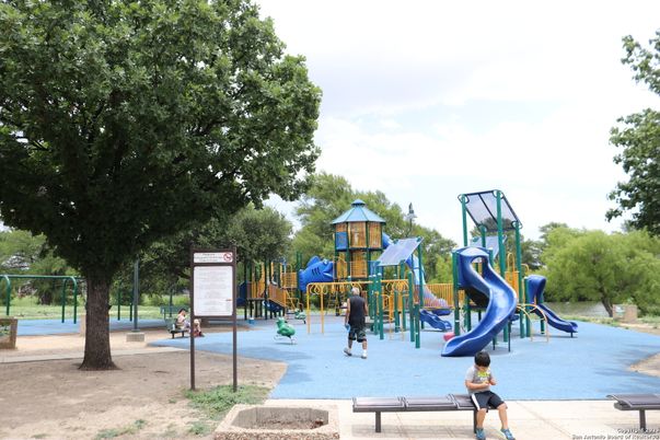 Backyard, Exterior, Playground