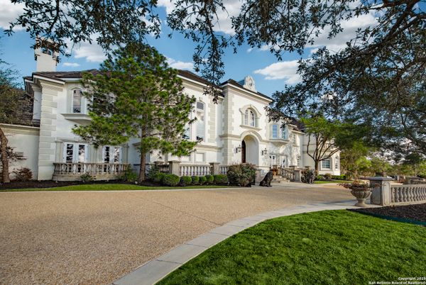 Backyard, Exterior, Facade, French Provincial
