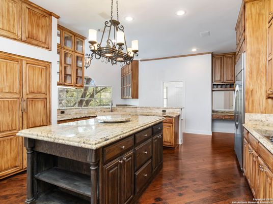 Chandelier, Interior, Kitchen, Recessed Lighting, Wood Texture Flooring