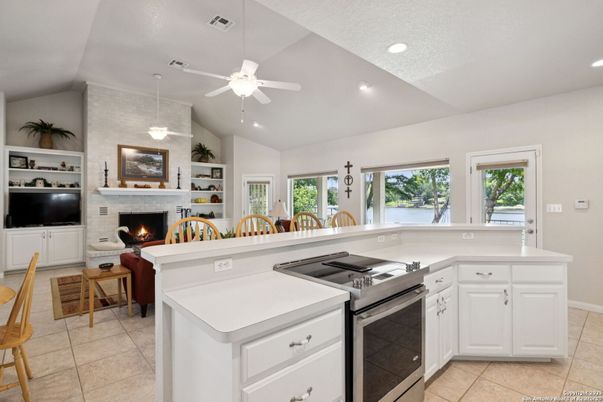 Fireplace, Interior, Kitchen, Pendant Lights, Recessed Lighting