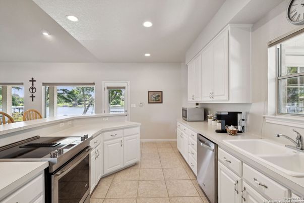 Interior, Kitchen, Recessed Lighting