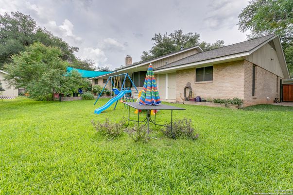 Backyard, Exterior, Playground