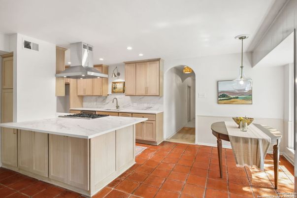 Interior, Kitchen, Pendant Lights, Recessed Lighting