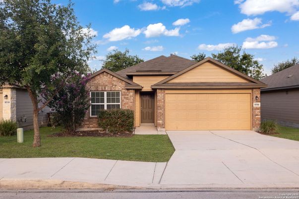 Attached, Exterior, Facade, Brick Traditional