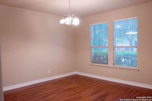 Empty room, Interior, Pendant Lights, Wood Texture Flooring