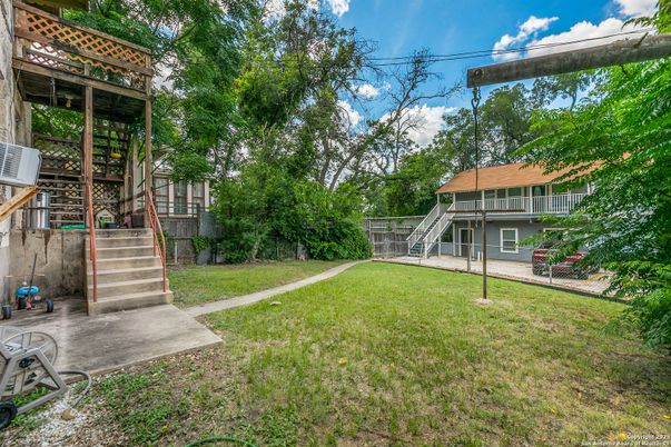 Backyard, Exterior