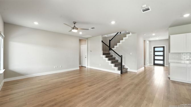 Empty room, Interior, Recessed Lighting, Wood Texture Flooring
