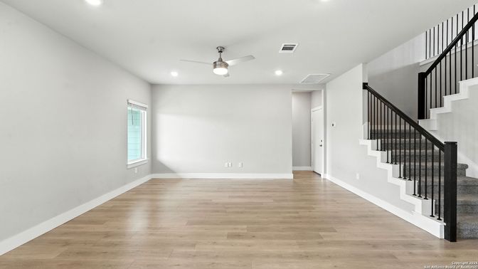 Empty room, Interior, Recessed Lighting, Wood Texture Flooring