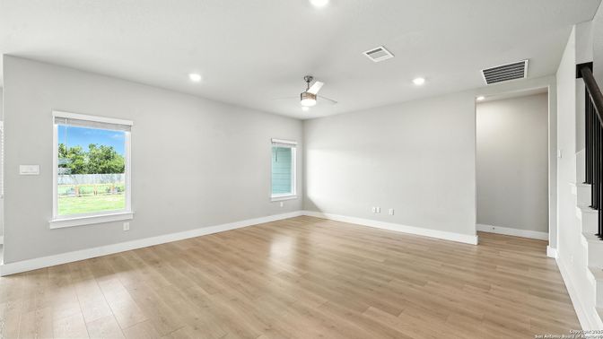 Empty room, Interior, Recessed Lighting, Wood Texture Flooring