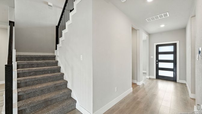 Interior, Recessed Lighting, Wood Texture Flooring
