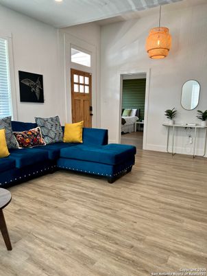 Interior, Pendant Lights, Wood Texture Flooring