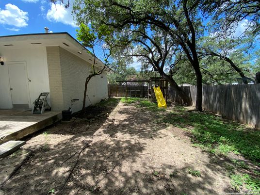 Backyard, Exterior, Playground