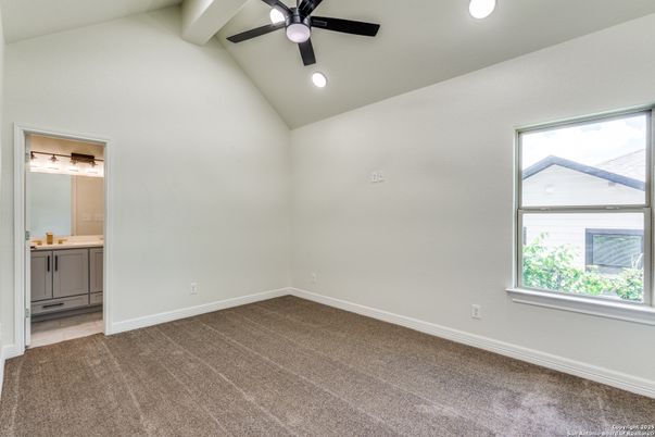 Bathroom, Empty room, Interior, Recessed Lighting
