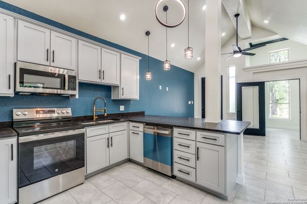 Interior, Kitchen, Pendant Lights, Recessed Lighting, Stainless Steel Appliances