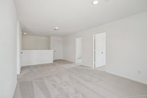 Empty room, Interior, Recessed Lighting
