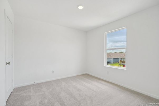 Empty room, Interior, Water