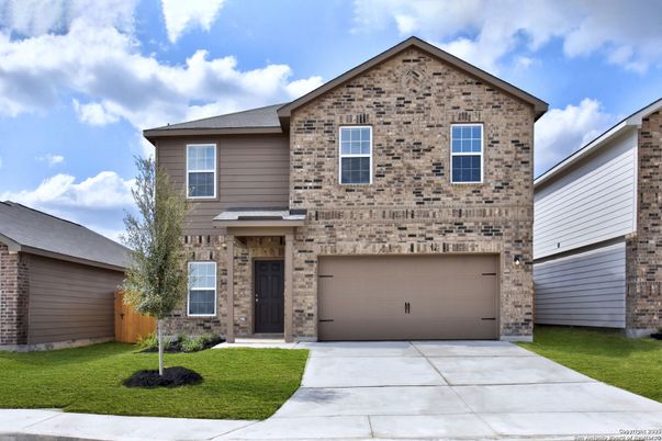 Attached, Exterior, Facade, Brick Traditional