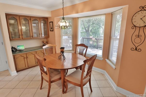 Dining room, Interior, Pendant Lights