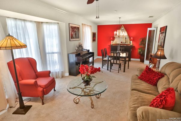 Chandelier, Dining room, Interior, Living room, Piano