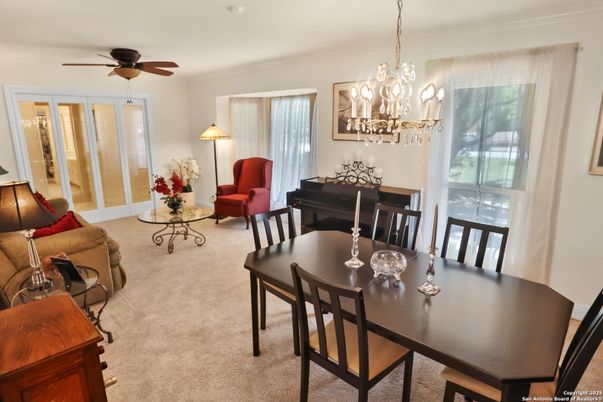 Chandelier, Dining room, Interior, Living room, Piano