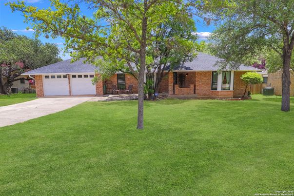 Attached, Exterior, Facade, Brick Facade, Ranch