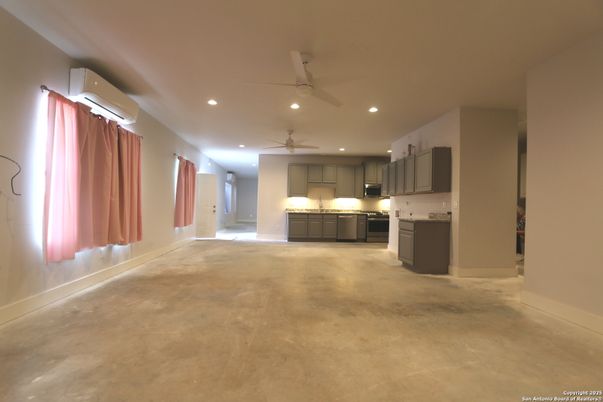 Empty room, Interior, Kitchen, Recessed Lighting