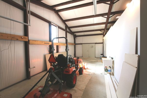 Fitness Equipment, Garage, Interior