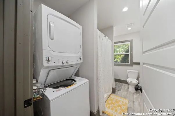 Interior, Recessed Lighting, Utility Closets, Washer, Wood Texture Flooring