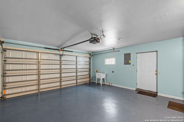 Garage, Interior