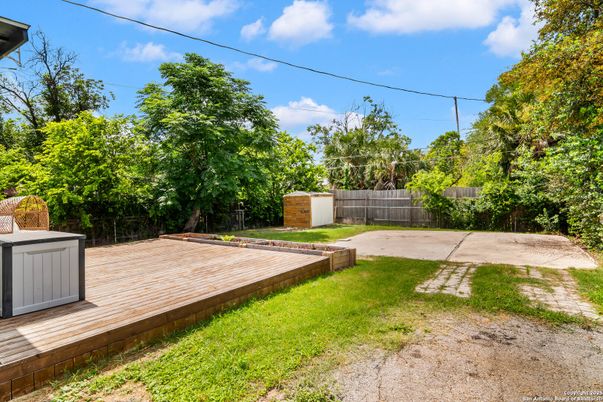 Backyard, Exterior