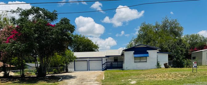 Backyard, Detached Garage, Exterior