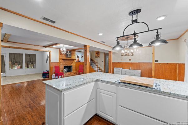 Chandelier, Fireplace, Interior, Recessed Lighting, Wood Texture Flooring