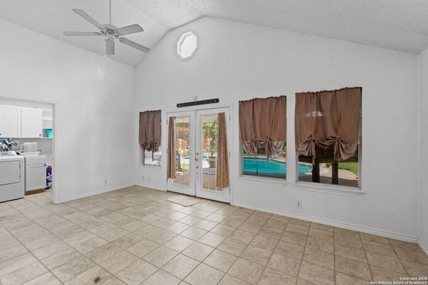 Empty room, Interior, Washer