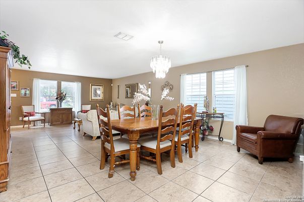 Chandelier, Dining room, Interior