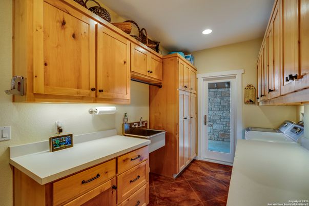 Interior, Recessed Lighting, Washer