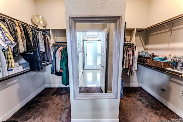 Interior, Walk-in Closets