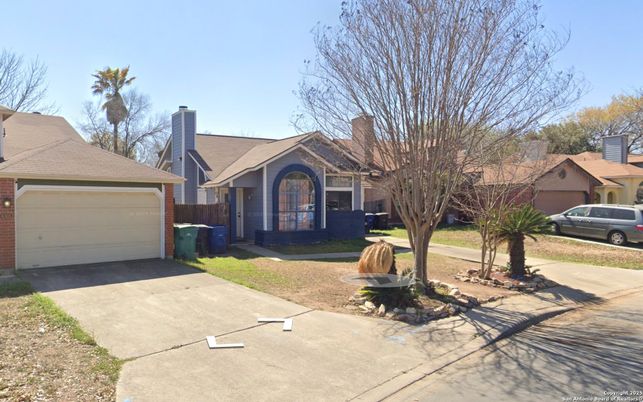 Attached, Backyard, Detached Garage, Exterior, Facade, Brick Facade, Cape Cod