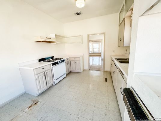 Interior, Kitchen