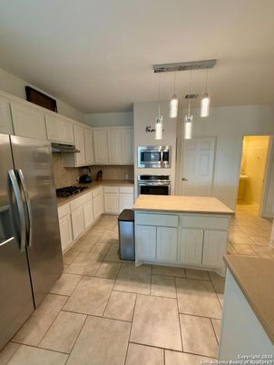 Interior, Kitchen, Pendant Lights, Stainless Steel Appliances