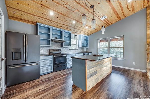 Interior, Kitchen, Pendant Lights, Recessed Lighting, Wooden Ceilings, Wood Texture Flooring