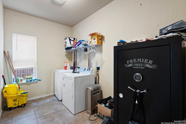 Interior, Washer