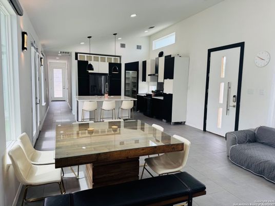 Dining room, Interior, Kitchen, Pendant Lights, Recessed Lighting, Stainless Steel Appliances