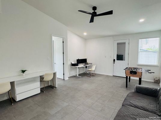 Game Room, Home Office, Interior, Recessed Lighting