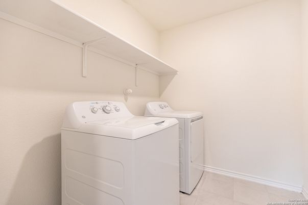 Interior, Washer