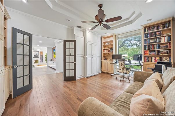Home Office, Interior, Recessed Lighting, Wood Texture Flooring