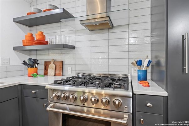 Interior, Kitchen, Stainless Steel Appliances