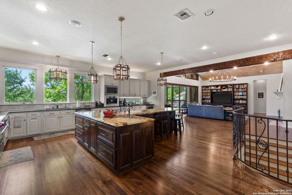 Chandelier, Interior, Kitchen, Living room, Pendant Lights, Recessed Lighting, Wood Texture Flooring