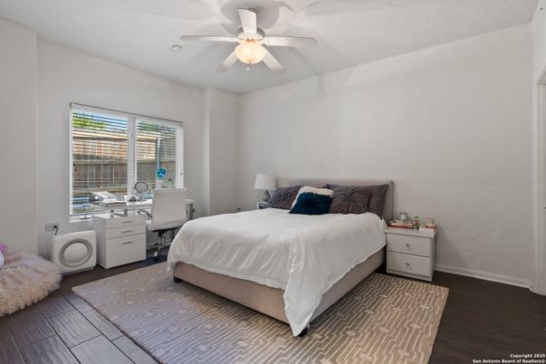 Bedroom, Home Office, Interior, Wood Texture Flooring